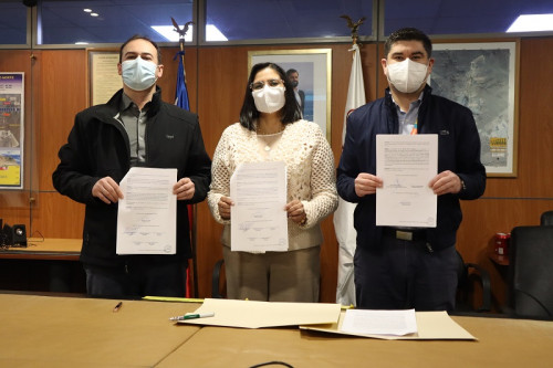 Codelco entregó terrenos para construcción de sedes a sindicatos de División Gabriela Mistral