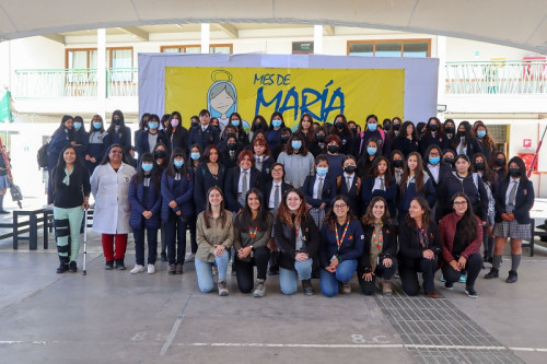 Mineras de Chuquicamata dictaron charla a alumnas del Colegio Don Bosco de Calama