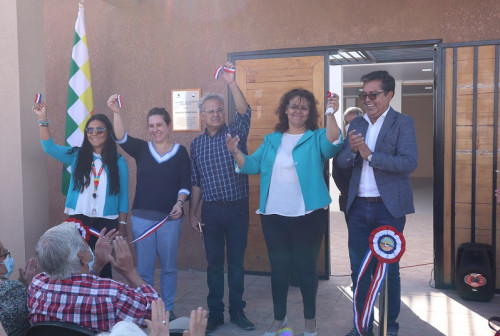 Codelco y habitantes de Villa Ayquina inauguran la remodelación de la sede de junta vecinal