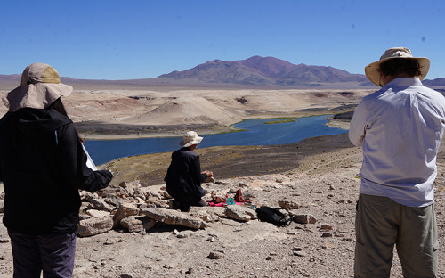 Asociación Indígena de Calama explora y estudia antiguos senderos troperos con aporte del Fondo Patrimonial de El Abra