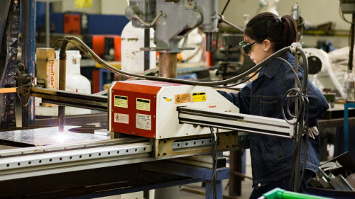 Alumnos del liceo industrial chileno-alemán podrán entrar al mercado laboral europeo