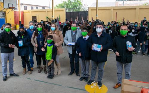 Codelco División El Teniente aporta 200 mil mascarillas para estudiantes de la Región de O’Higgins