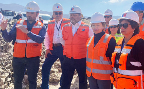 Ministra de Minería encabeza gestiones para superar masivo corte de agua en Antofagasta