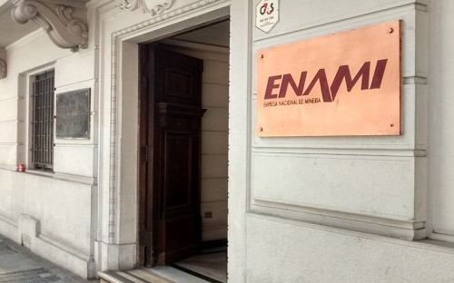 Importante empresa minera licita arriendo y mantención de sanitarios portables
