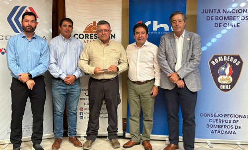 Reconocen a Candelaria y Caserones por ayuda a zona afectada por incendios forestales
