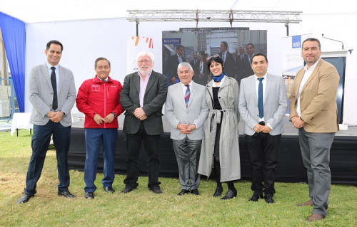 Komatsu Reman Center Chile firmó acuerdo para promover energía fotovoltaica en la región