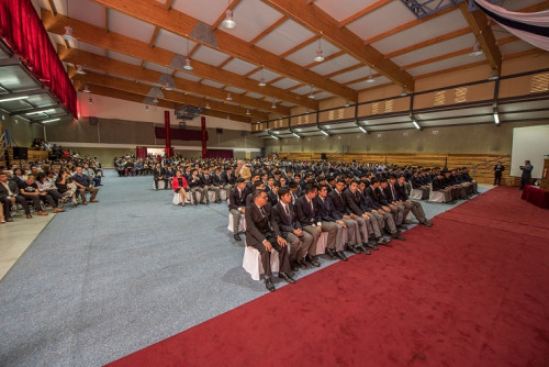 Más de 180 estudiantes del Colegio Técnico Industrial Don Bosco de Antofagasta recibieron su licencia de educación media