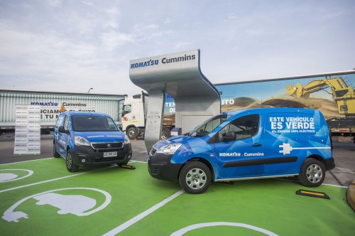 Cummins, Komatsu y Colbún forman alianza para impulsar el hidrógeno verde en electromovilidad