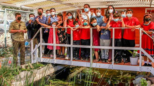 Codelco entrega sala de ciencias totalmente equipada a escuela rural de Chacayes
