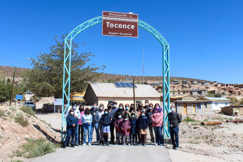 Trabajadores de Chuquicamata entregaron 165 mochilas con útiles escolares a estudiantes del Alto Loa