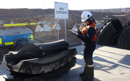 Minera El Abra inicia reciclaje de neumáticos de camiones mineros bajo la Ley REP