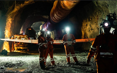 Investigadora AMTC busca cómo gestionar la electromovilidad eficientemente en la minería subterranea