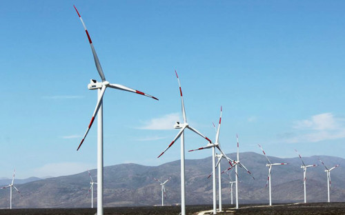 Presentan medidas de corto y mediano plazo para la transición energética