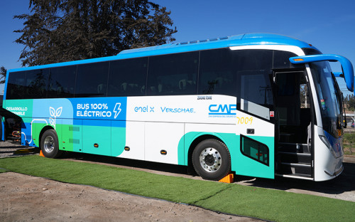 CMP estrena primera flota de buses 100% eléctrica para la minería