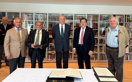 Sonami incorporó a tres nuevos Socios Honorarios a su registro