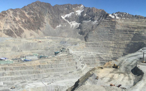 Centro de Estudios Mineros de Sonami se refiere a presunta disminución de producción en Los Bronces