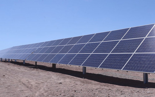 Perú: Producción eléctrica nacional en base a energías renovables representó el 8,1% del total en abril de 2024