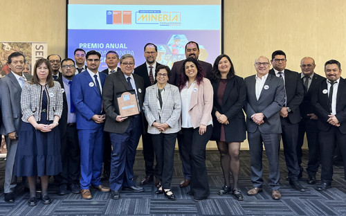 Ministra y subsecretaria participan en entrega de Premio Anual de Seguridad Minera 2024 de Sernageomin